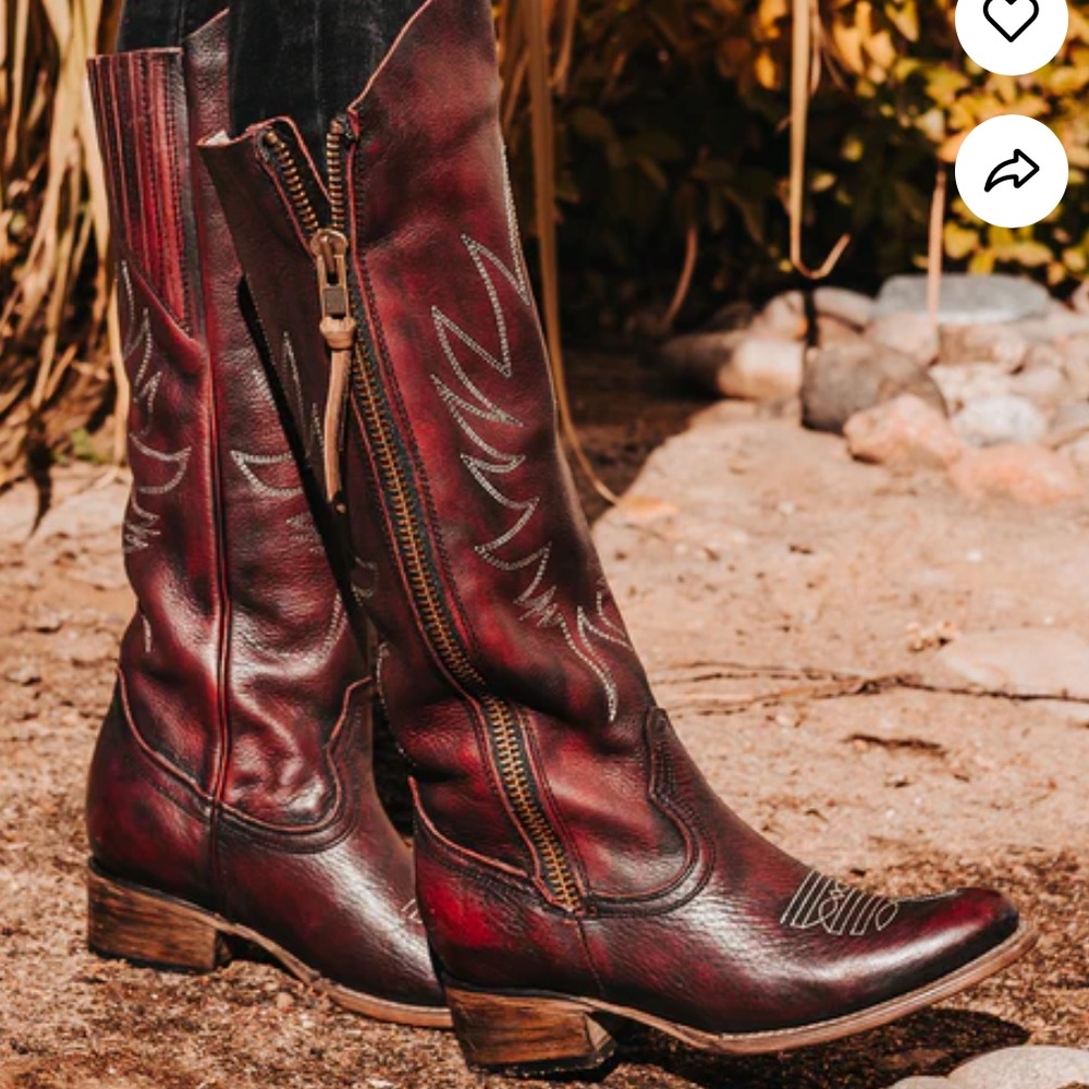 FREEBIRD Whisper Wine Boots